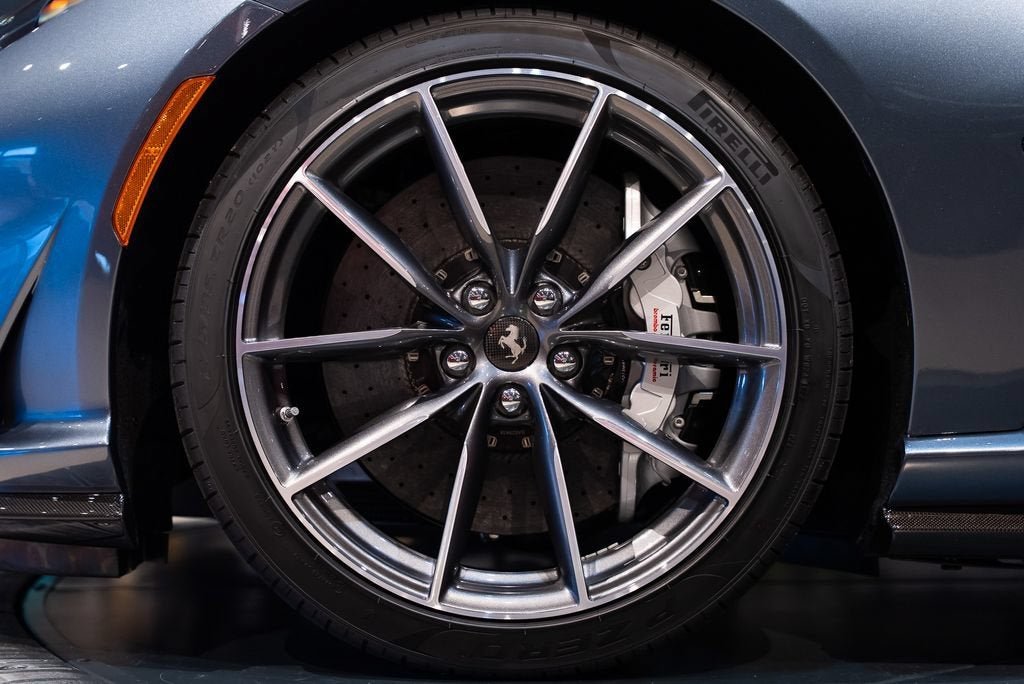 Certified Used 2023 Extra Sample Ferrari Base image 13