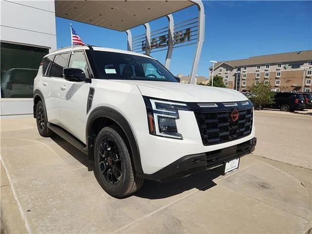 New 2026 QAC Aspen Whit Nissan PRO-4X 4x4 image 4