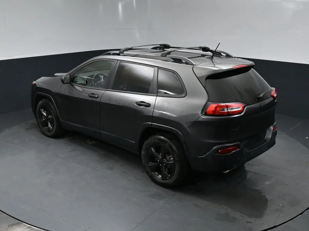 Used 2016 Gray Jeep Sport image 15