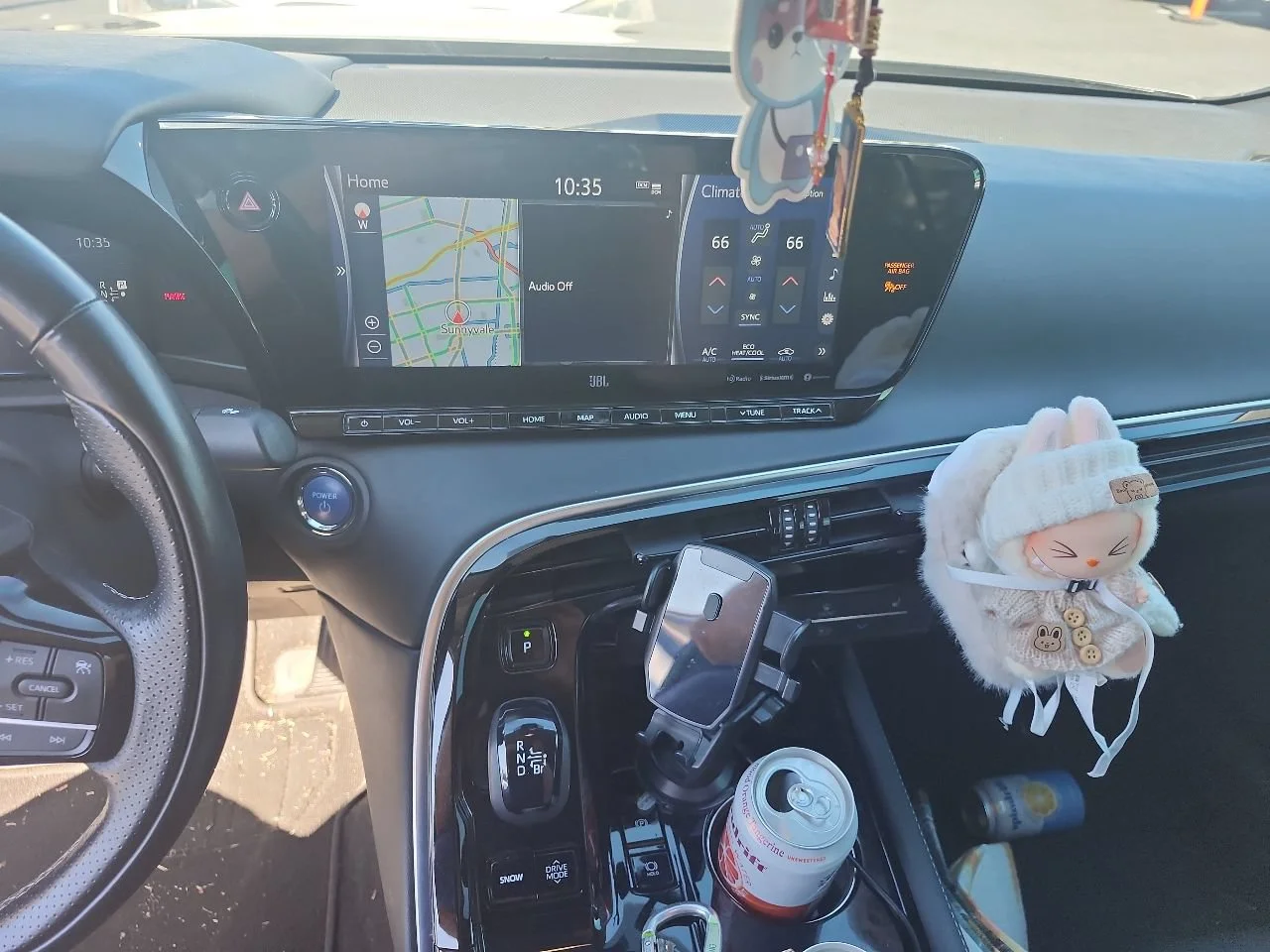 Certified Used 2022  Toyota XLE image 2