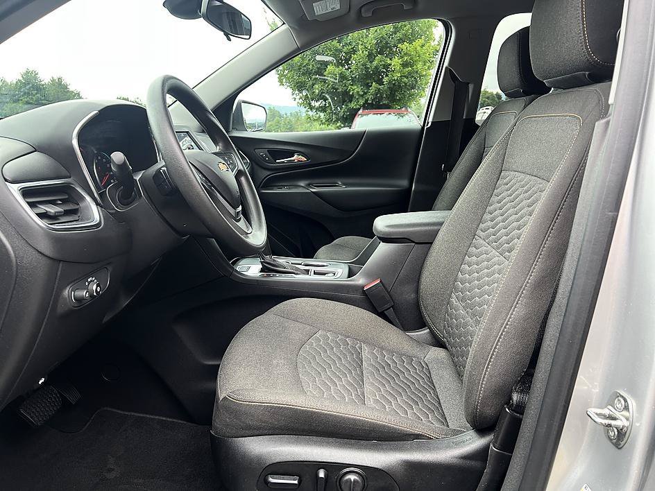 Used 2020 Silver Ice Metallic Chevrolet LT image 12