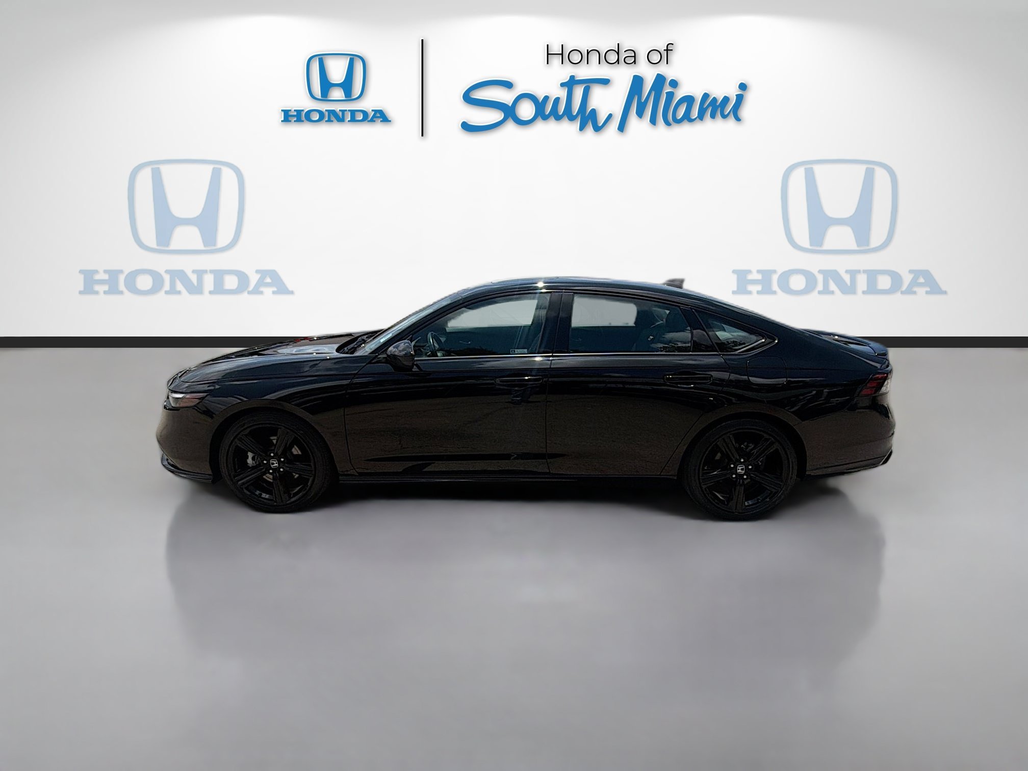 Certified Used 2025 Crystal Black Pearl Honda HYBRID SPORT-L image 4