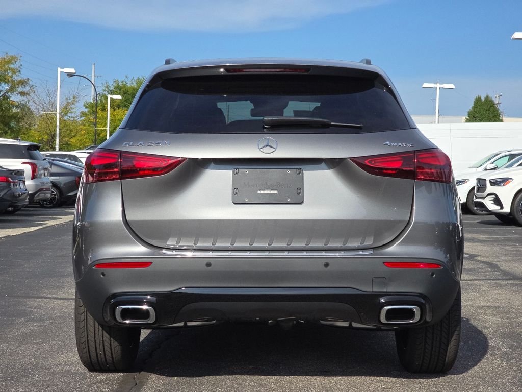 New 2026 Mountain Grey Metallic Mercedes-Benz GLA 250 image 17