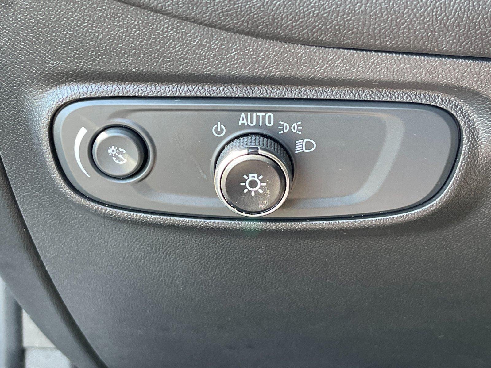Used 2024 Sterling Gray Metallic Chevrolet LT image 17