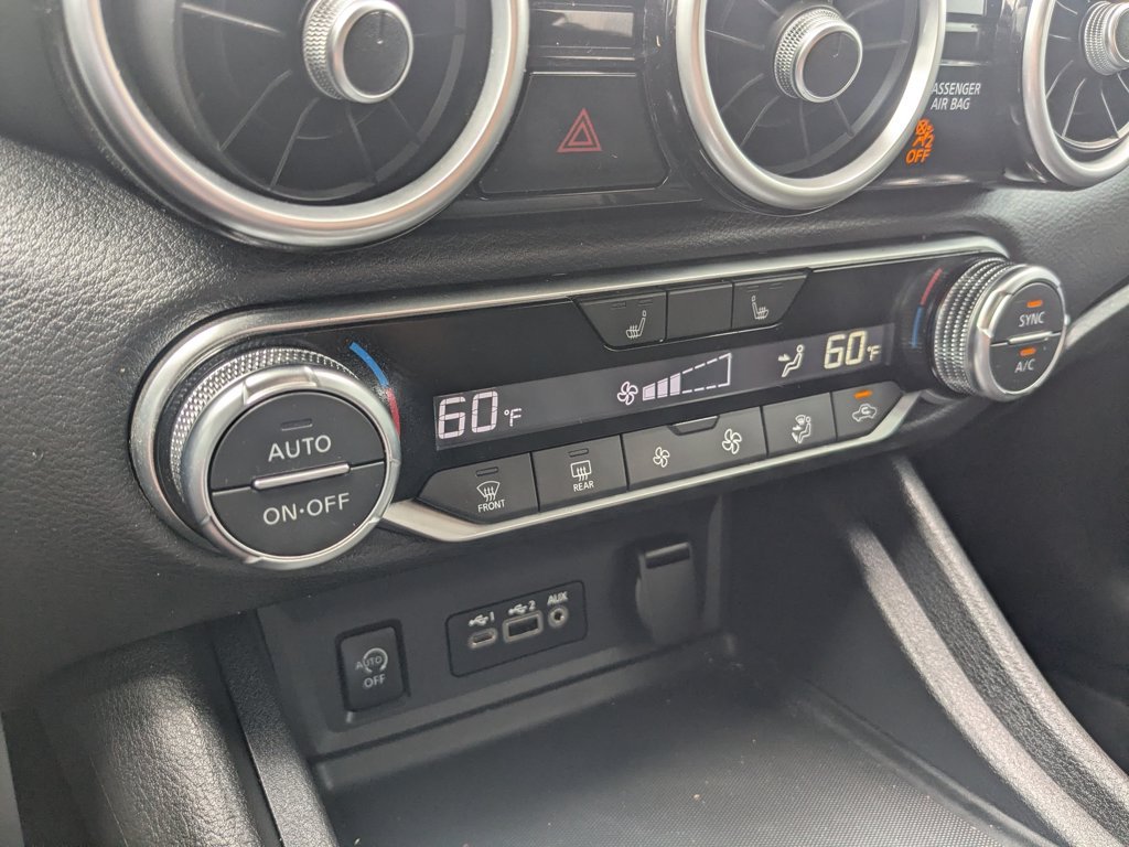 Used 2024 Super Black Nissan SR image 17