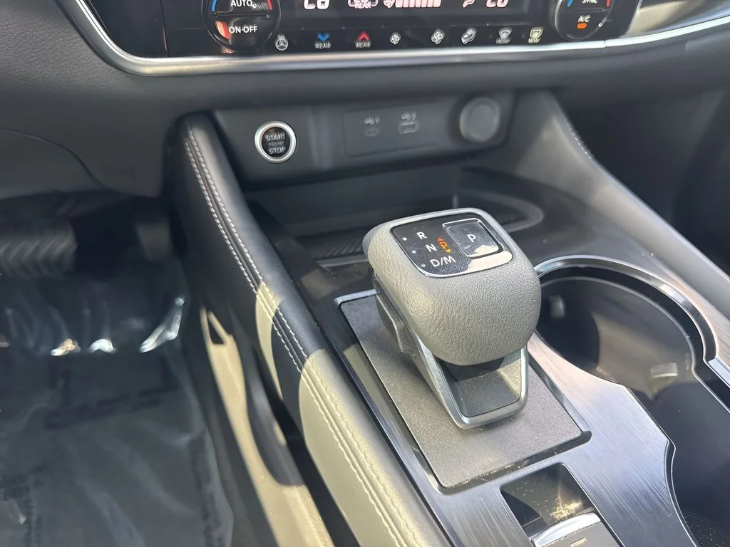 Used 2023 Gray Nissan SL image 19