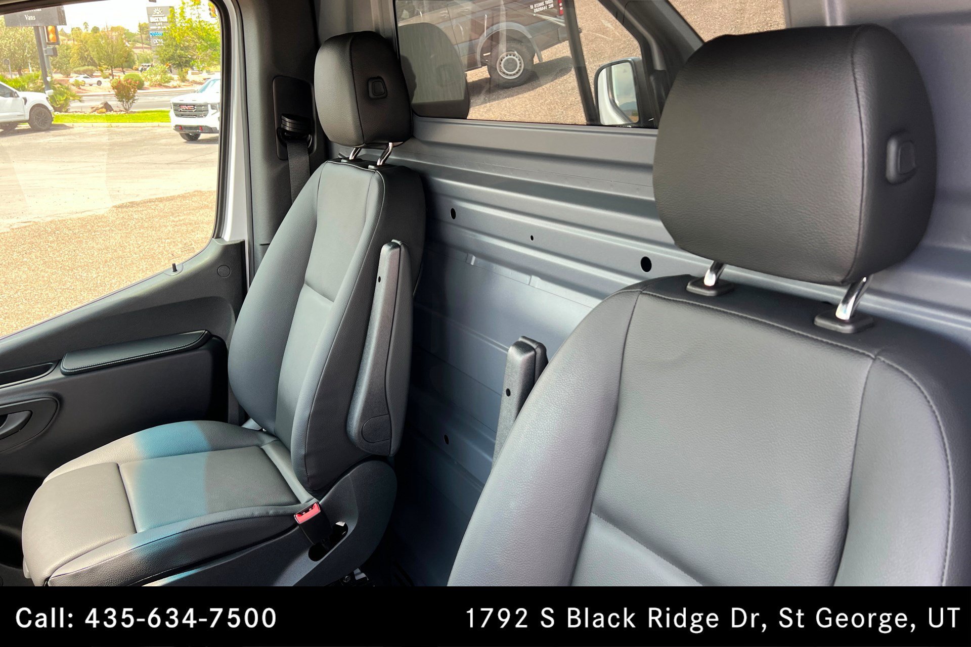 Used 2026 Arctic White Mercedes-Benz  image 13