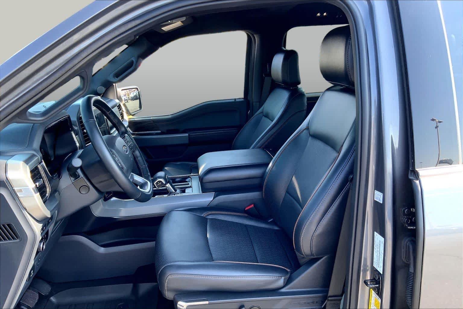 Used 2024 Carbonized Gray Metallic Ford LARIAT image 8
