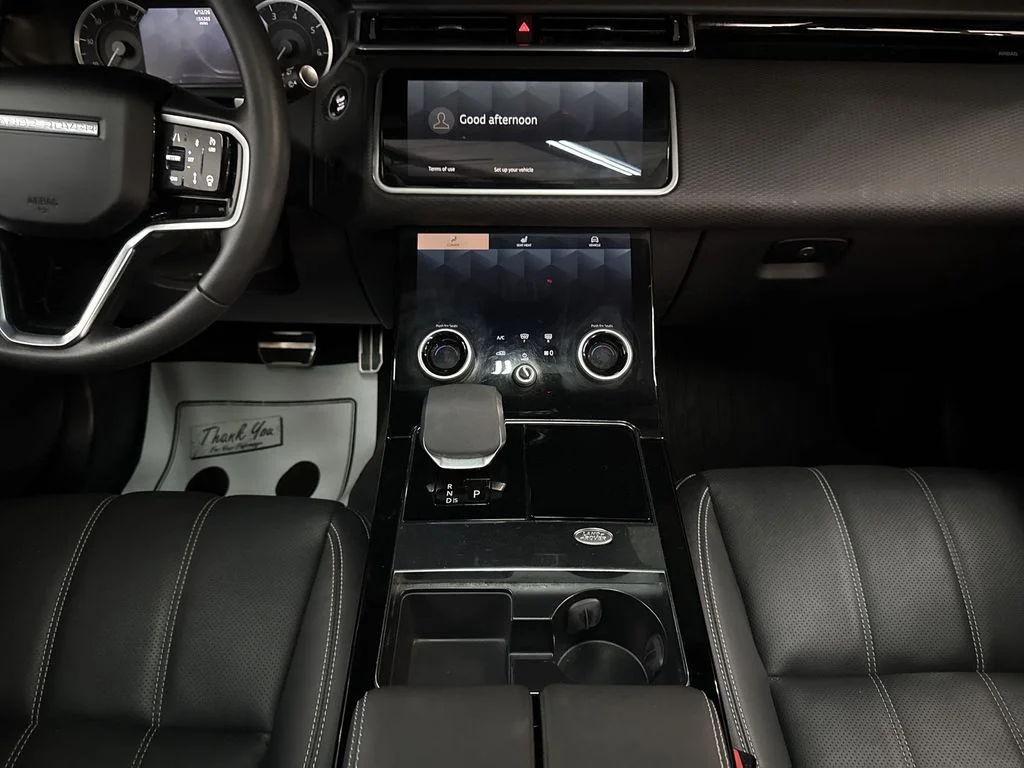 Used 2023 Santorini Black Metallic Land Rover R-Dynamic S image 26