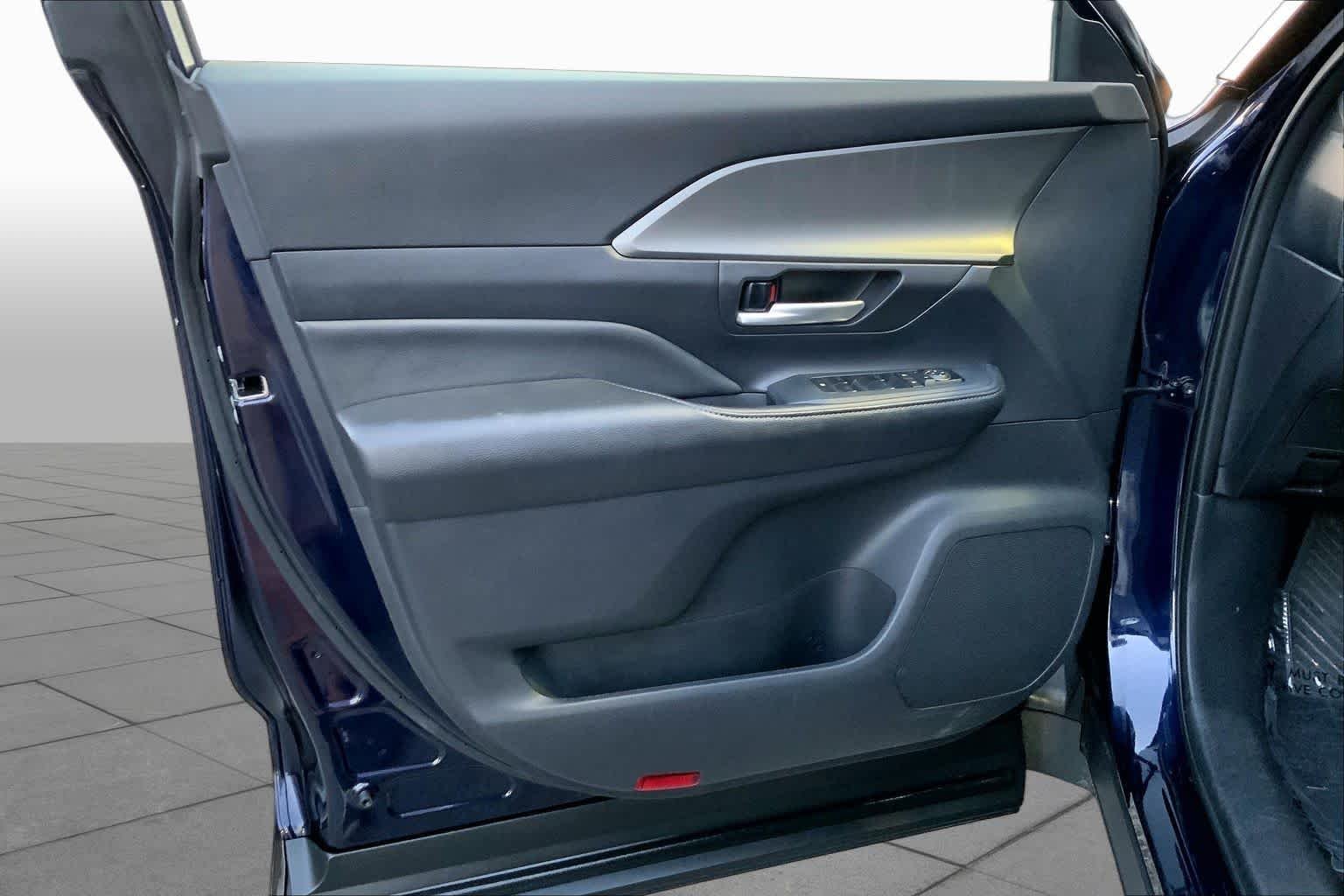 Used 2025 Blueprint Toyota XLE image 21