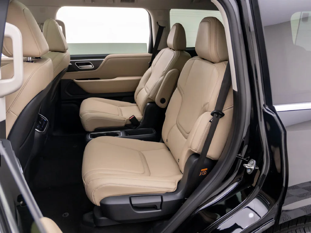 Certified Used 2026 Black INFINITI PURE image 19