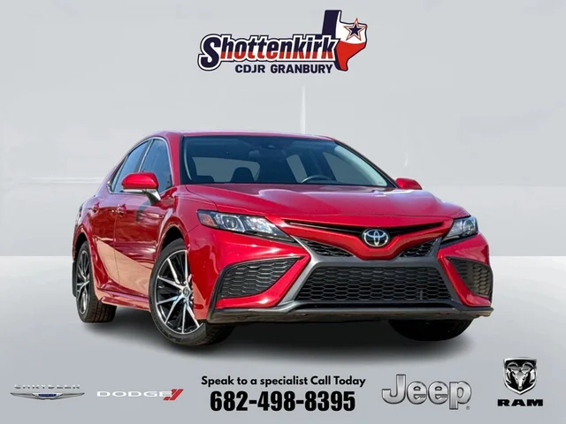 2024 Toyota Camry SE