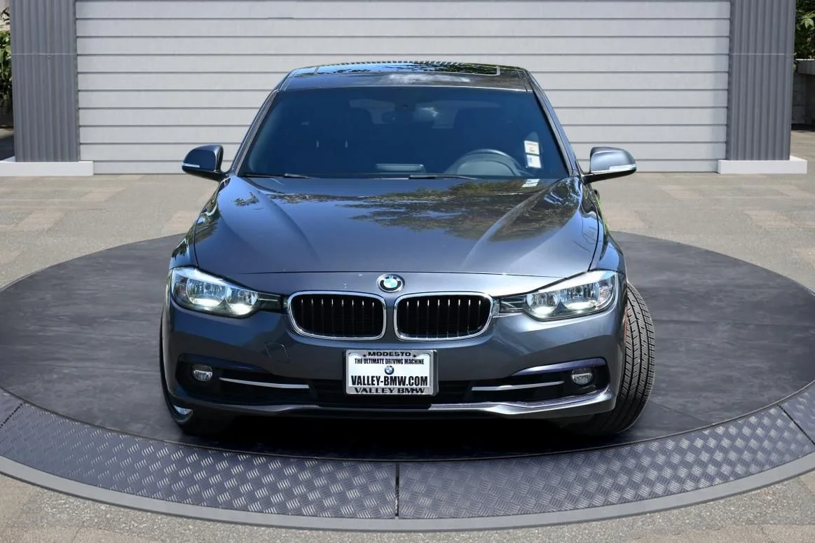 Used 2016 Mineral Grey Metallic BMW 328i image 2