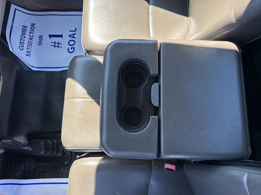 Used 2010 Blue Ford XL image 21