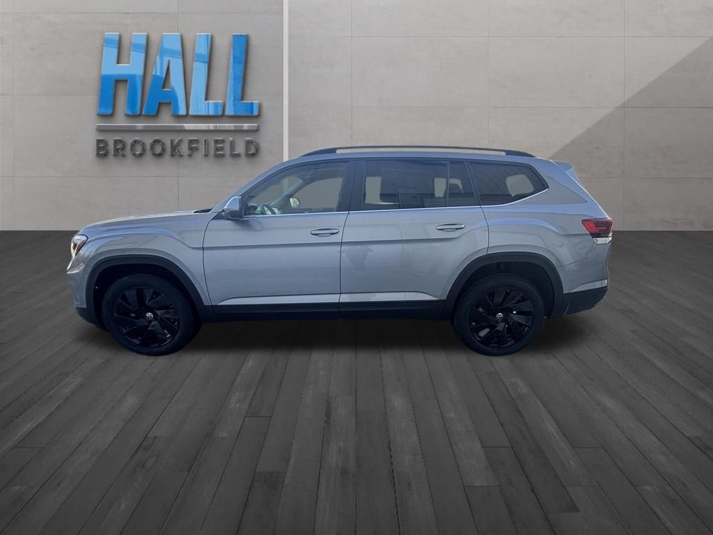 New 2026 Silver Volkswagen 2.0T SE w/Technology image 8