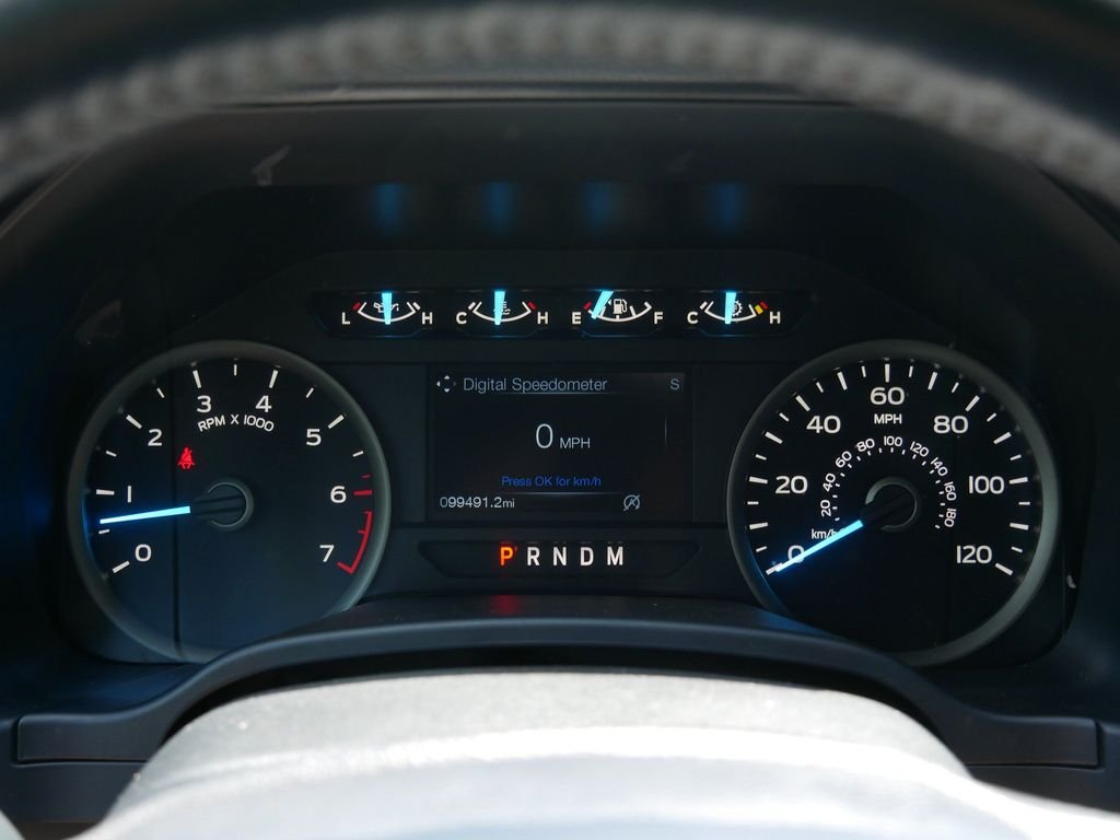 Used 2019 Gray Ford XLT image 20