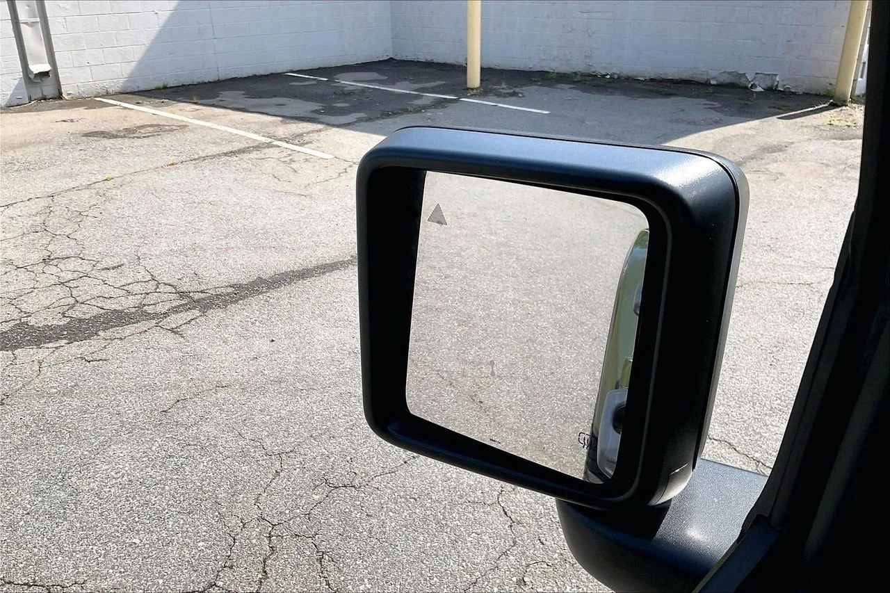 Used 2024 Green Jeep Rubicon image 30