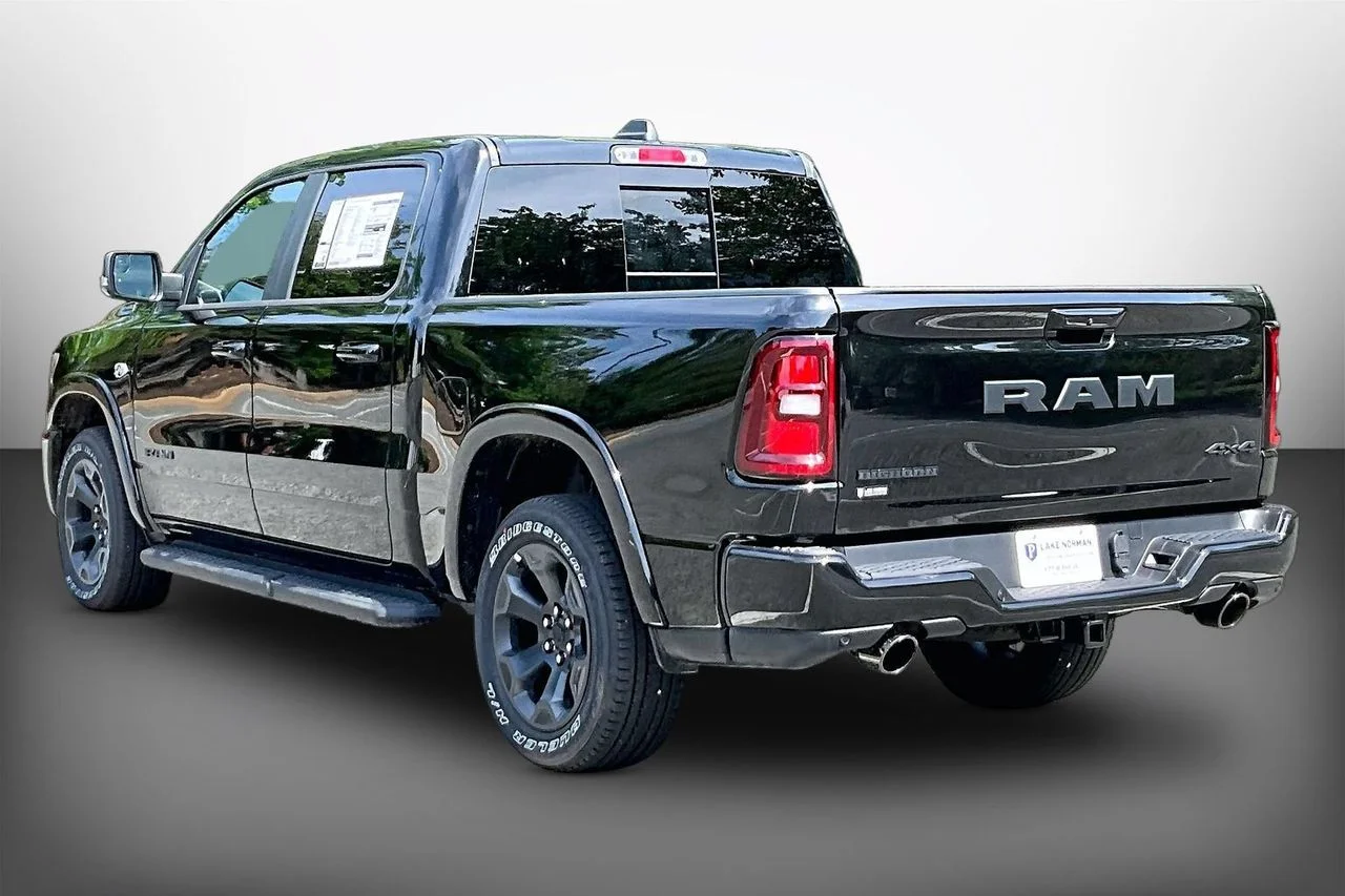 New 2026 Diamond Black Crystal Pearlcoat RAM Big Horn/Lone Star image 6