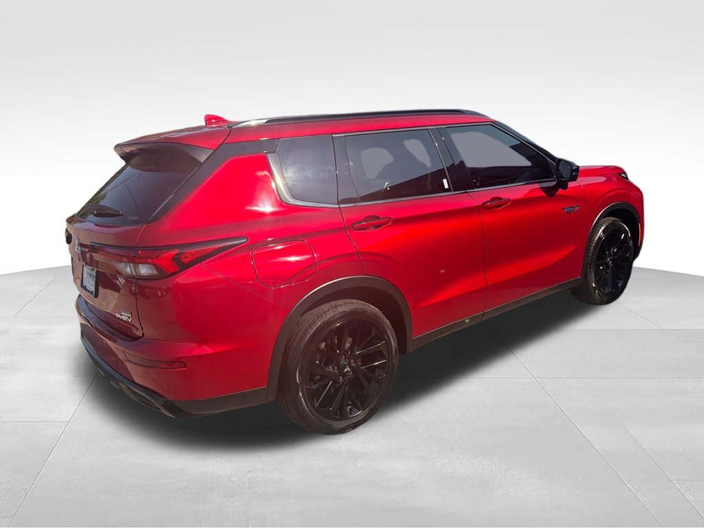 Used 2025 Red Mitsubishi SEL Black Edition image 5