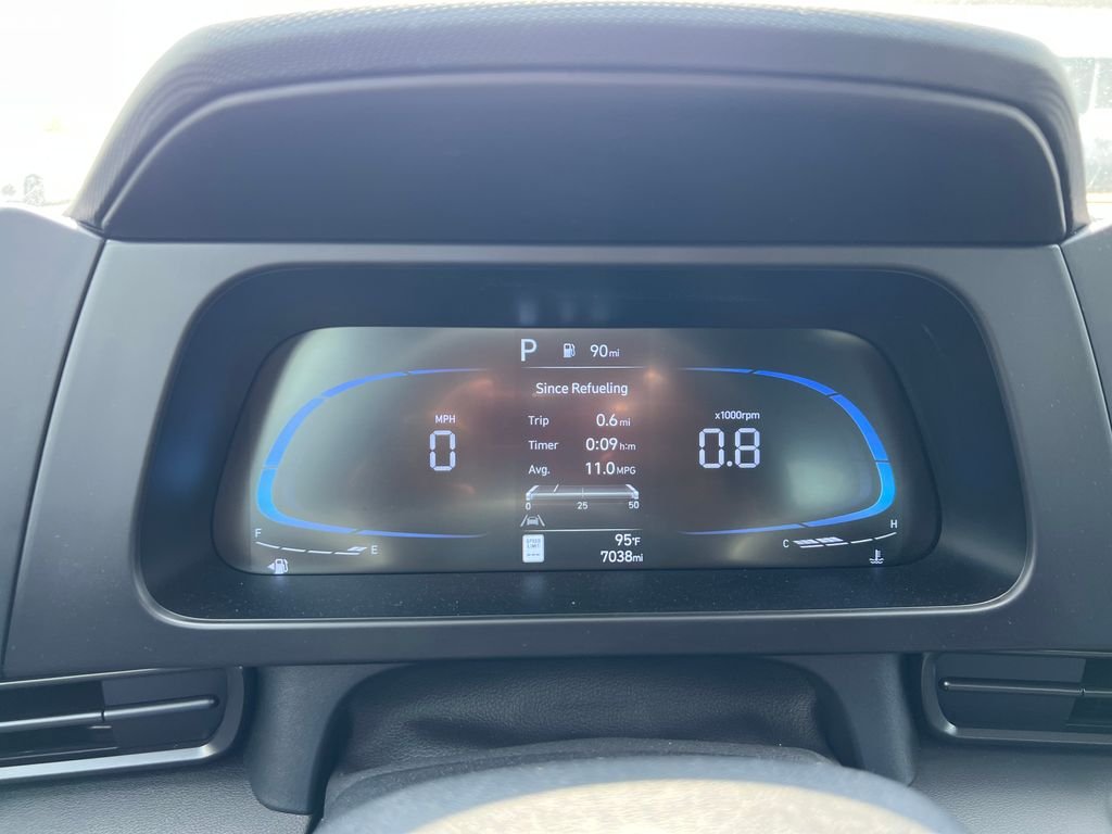 Used 2025 Gray Hyundai SEL Sport image 18