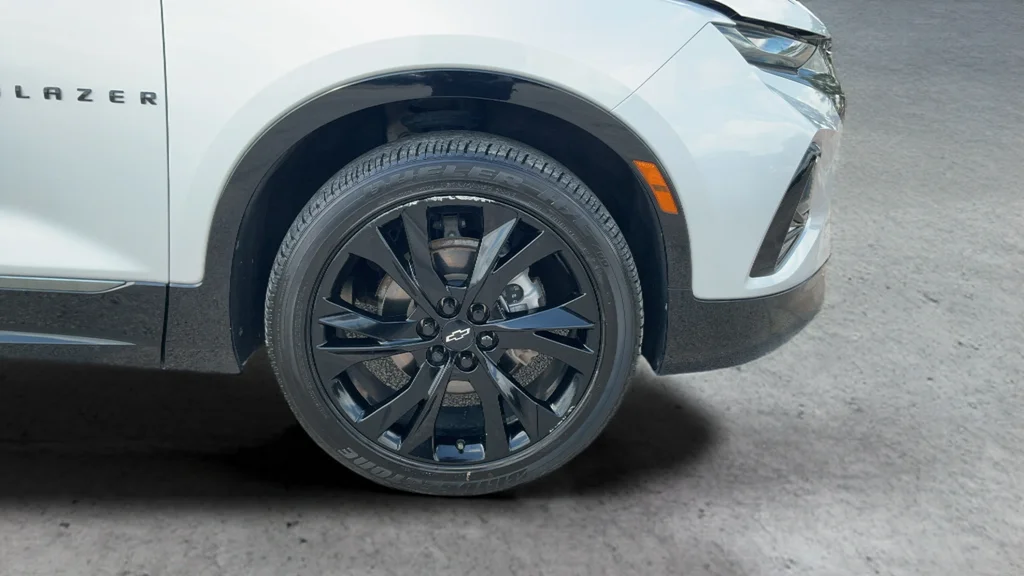Certified Used 2021 Silver Chevrolet RS image 24