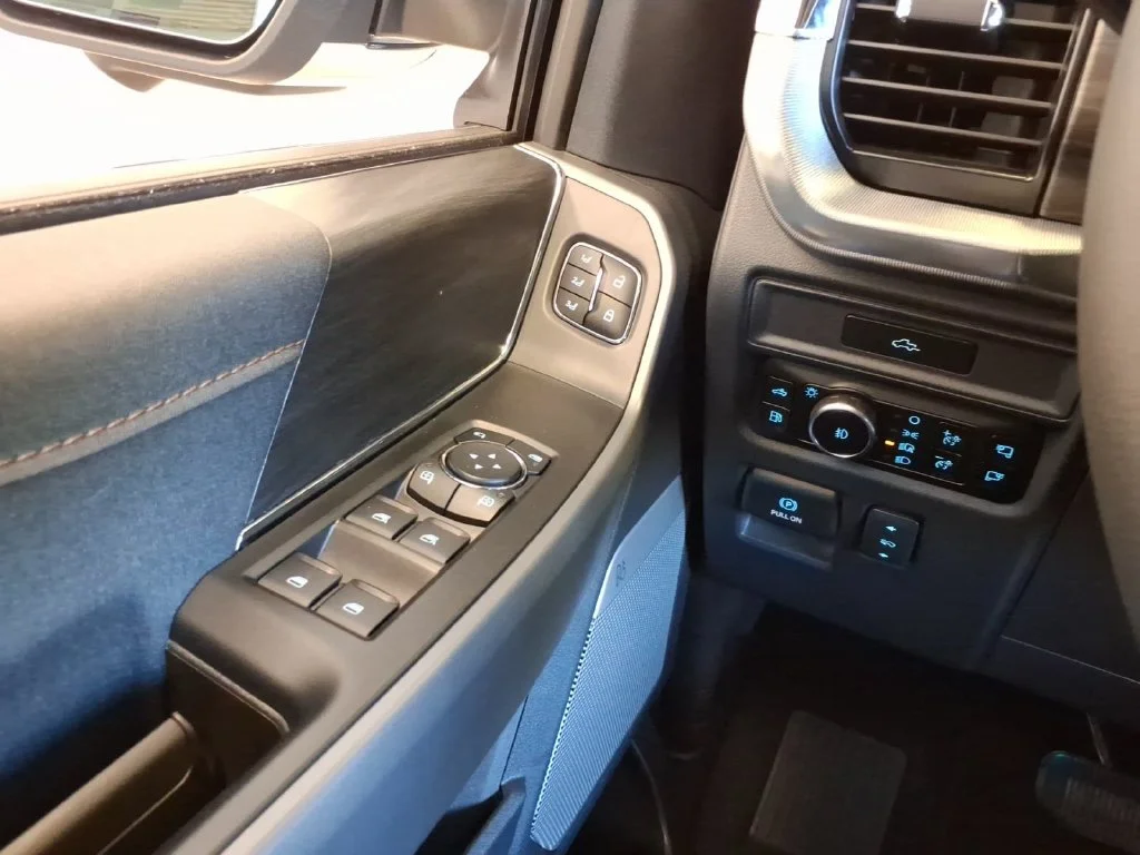New 2026 Silver Ford Lariat image 19