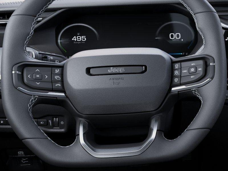 Used 2026 Sting-Gray Clearcoat Jeep Laredo image 19