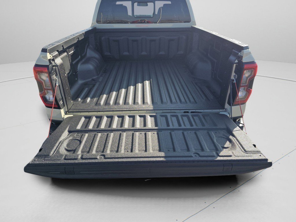 New 2025 Desert Sand Ford LARIAT image 27