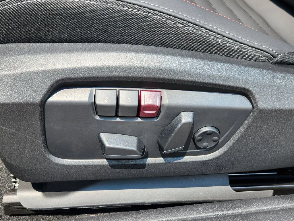 New 2026 British Racing Green Iv Met MINI Iconic image 17