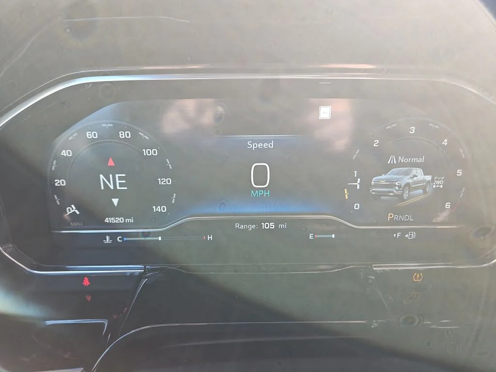 2023 Chevrolet Silverado 1500 LT - Photo 16