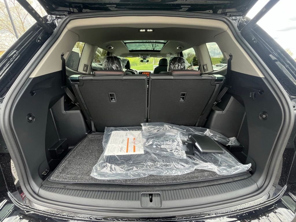 New 2026 Black Volkswagen 2.0T Peak Edition image 27