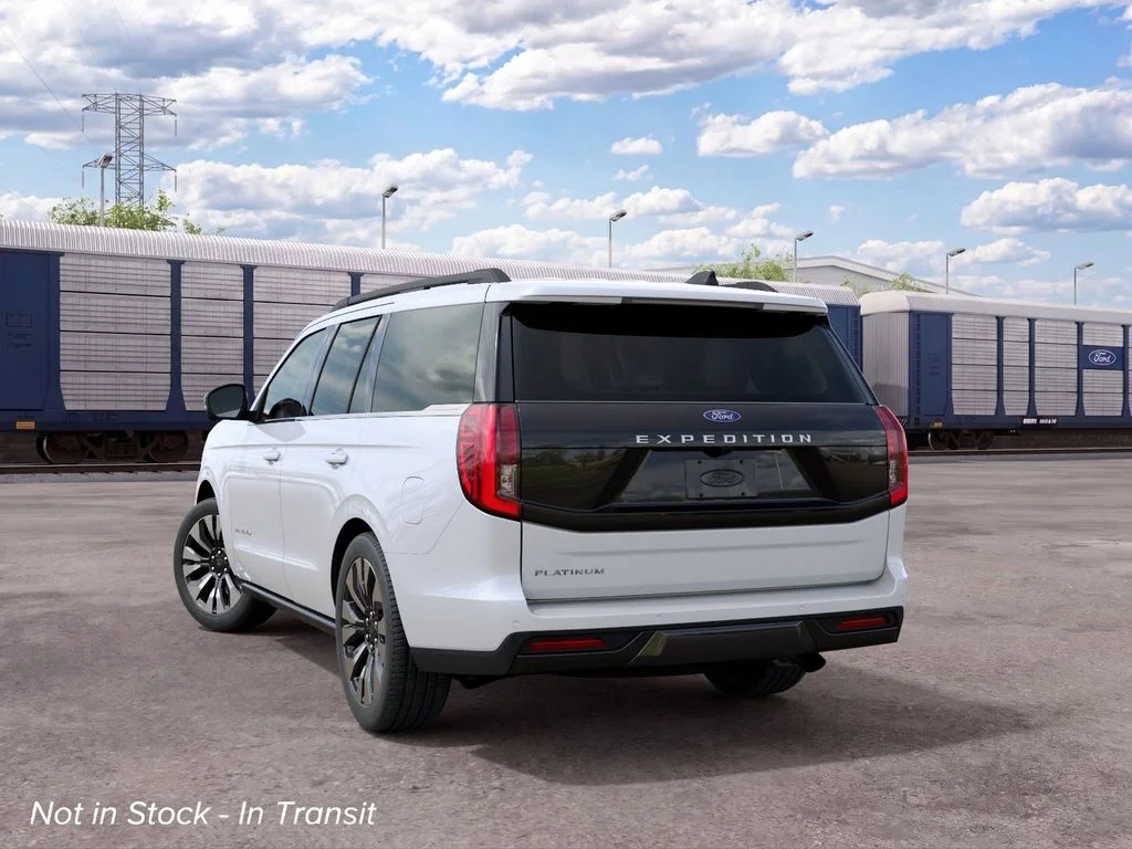 New 2027 Star White Metallic Tri-Coat Ford Platinum image 8