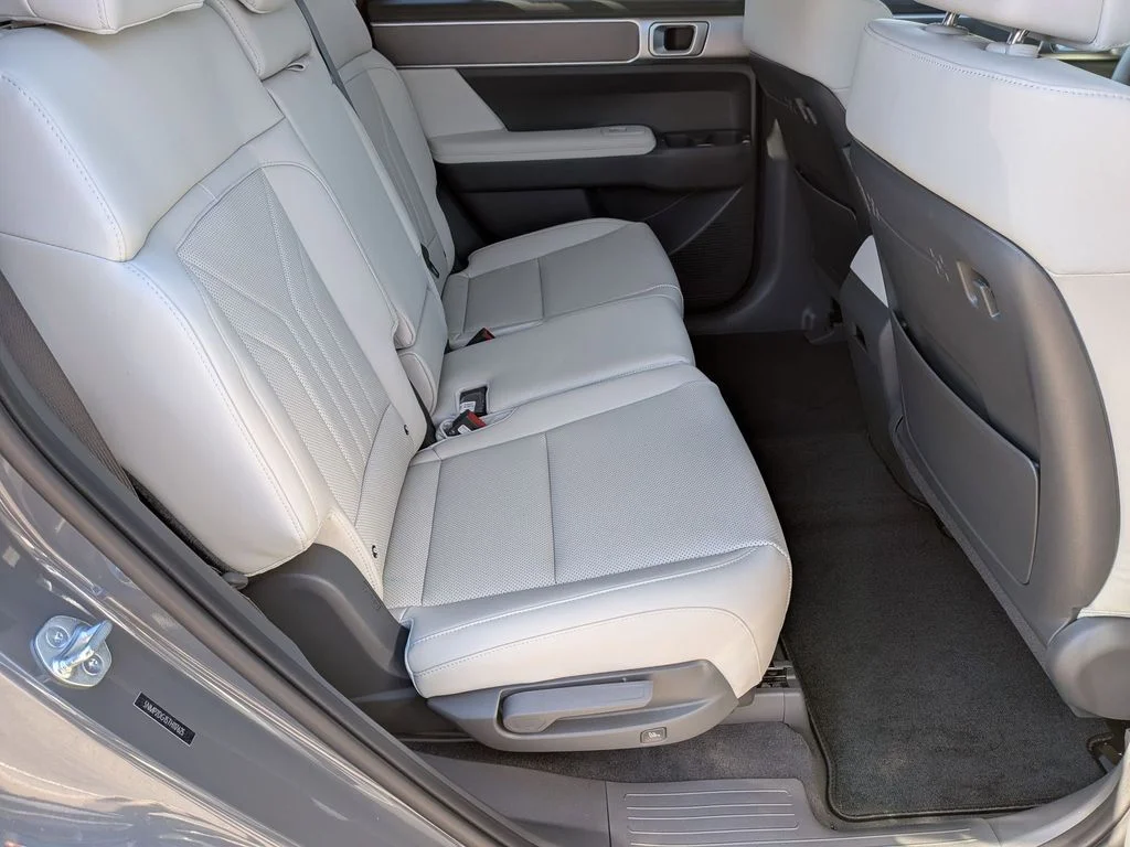 New 2026 Gray Hyundai SEL image 30