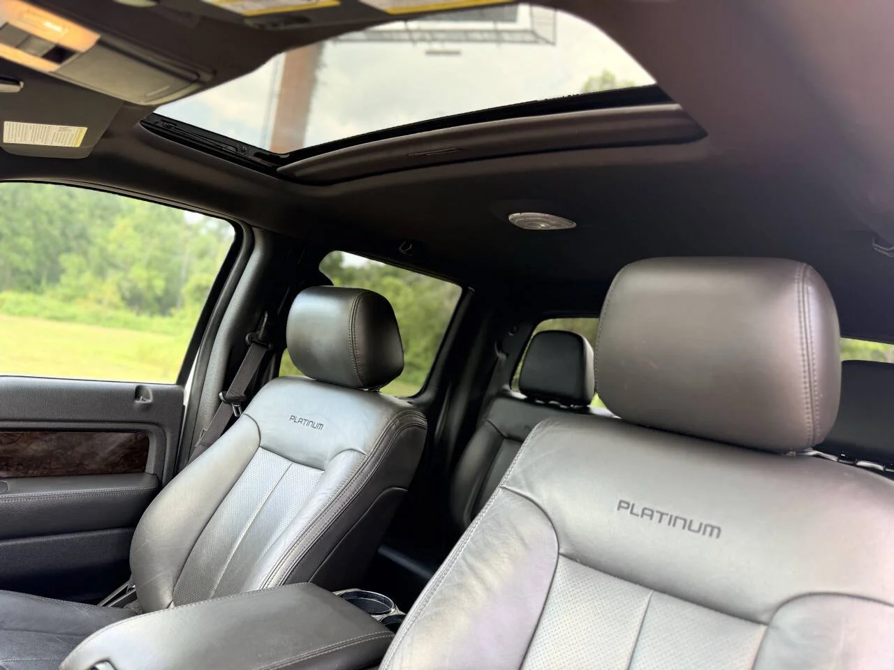 Used 2013 White Ford Platinum 4x4 4dr SuperCrew Styleside 5.5 ft. SB image 14