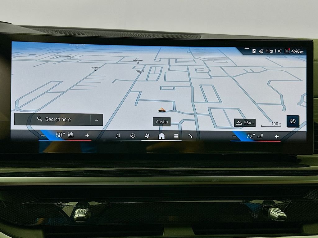 Used 2026 Skyscraper Grey Metallic BMW xDrive40i image 12