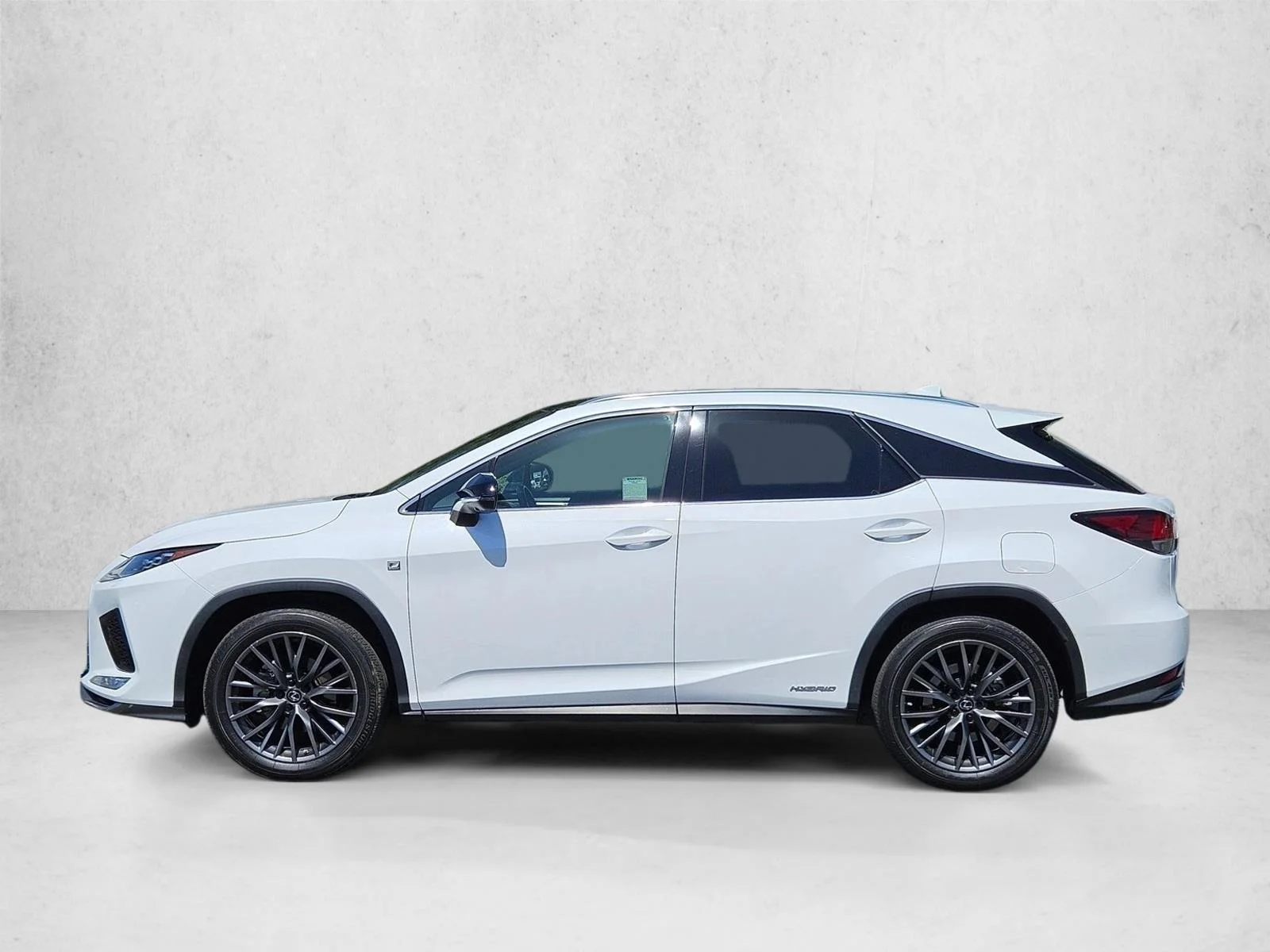 Used 2021 Ultra White Lexus RX 450h F SPORT Handling image 9