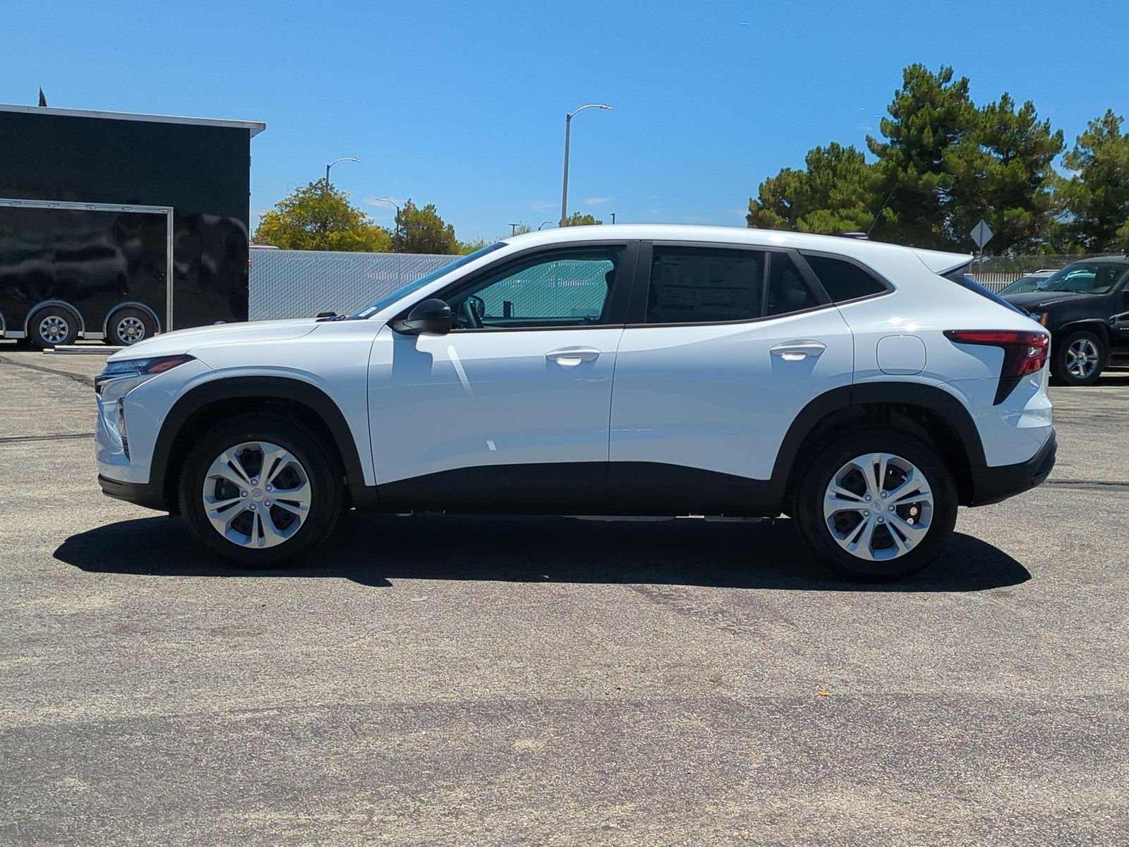 New 2026 Summit White Chevrolet LS image 38
