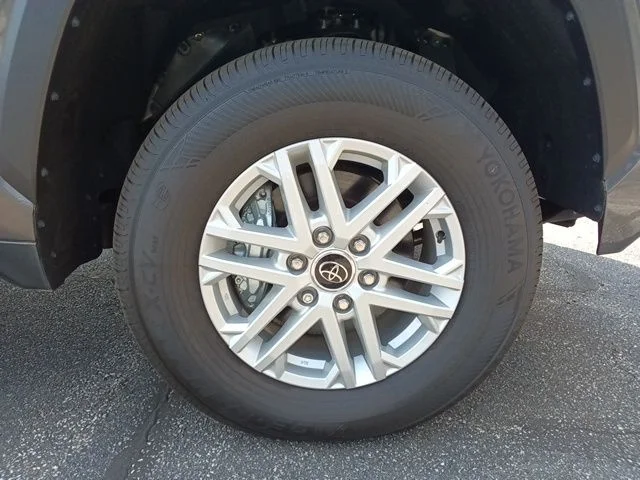 Used 2024 Gray Toyota SR5 image 10