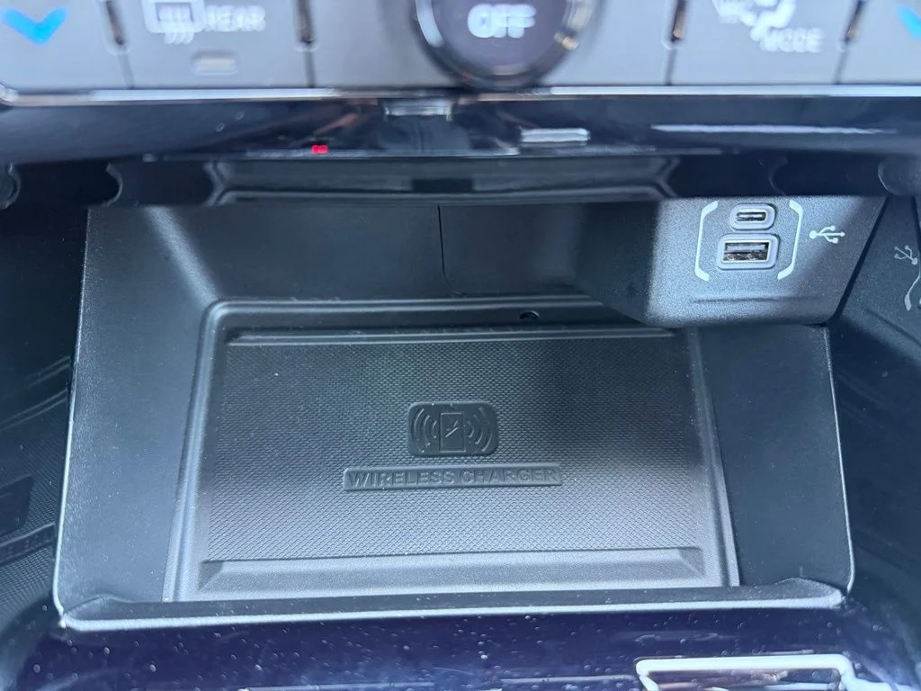 Used 2023 Red Jeep Limited image 24
