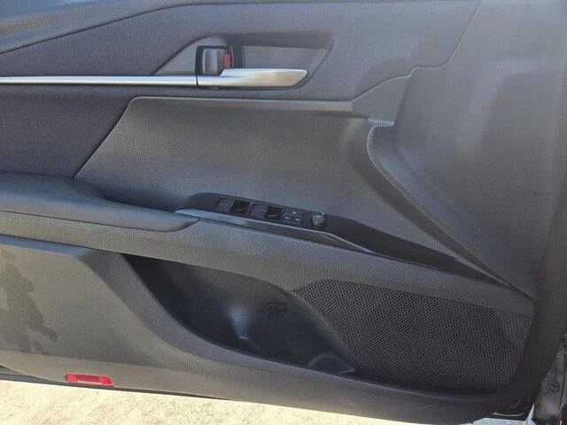 Used 2025 BLACK Toyota LE image 24