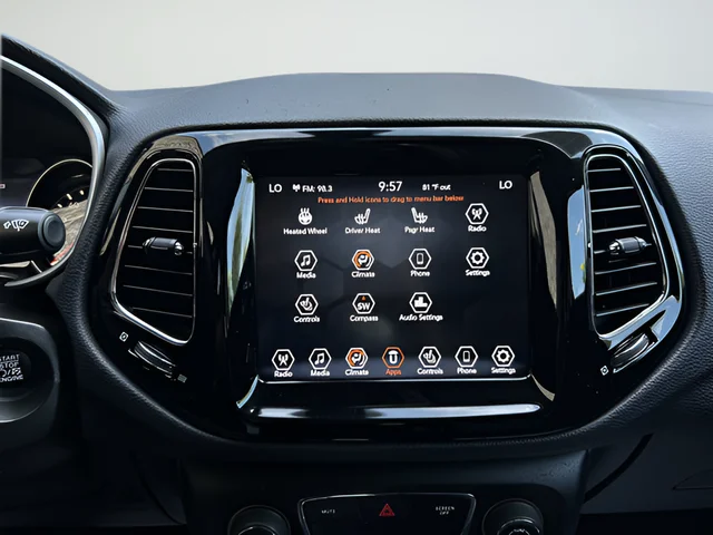 Used 2020 Gray Jeep Limited image 29