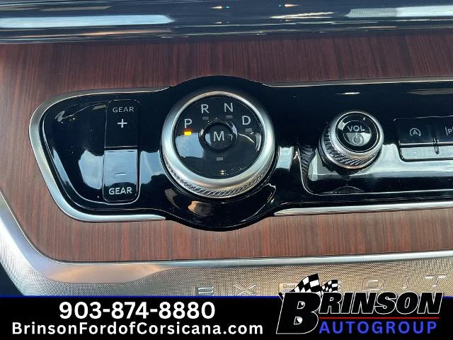 New 2027 Agate Black Metallic Ford King Ranch® image 36