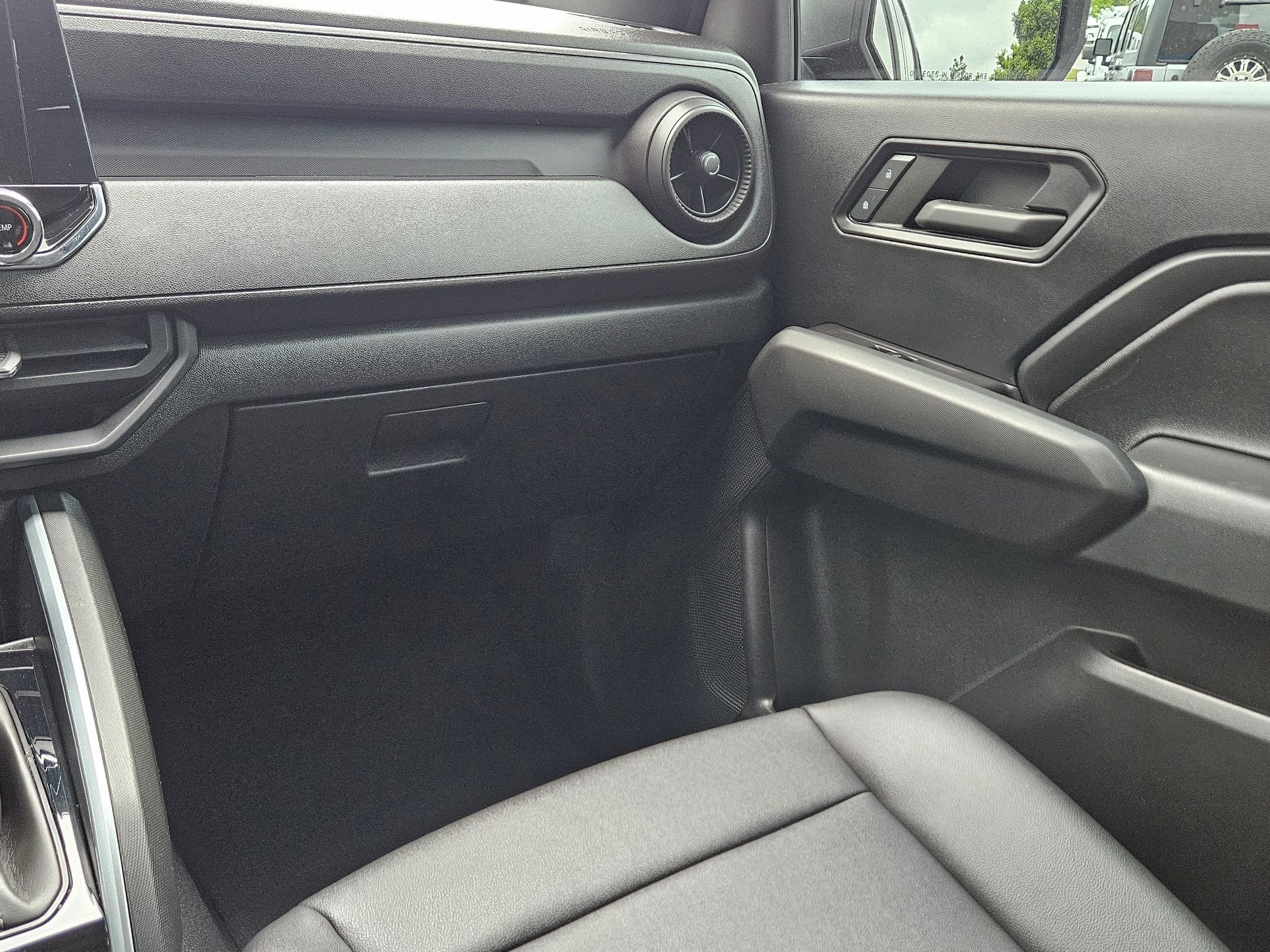 Used 2023 Black Chevrolet 4WD Trail Boss image 11