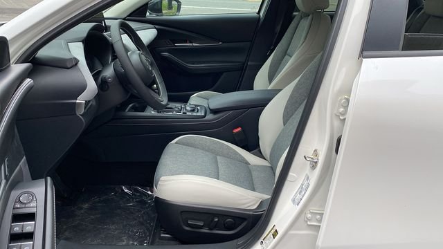 New 2026 Snowflake White Pearl Mazda 2.5 S Aire Edition image 12