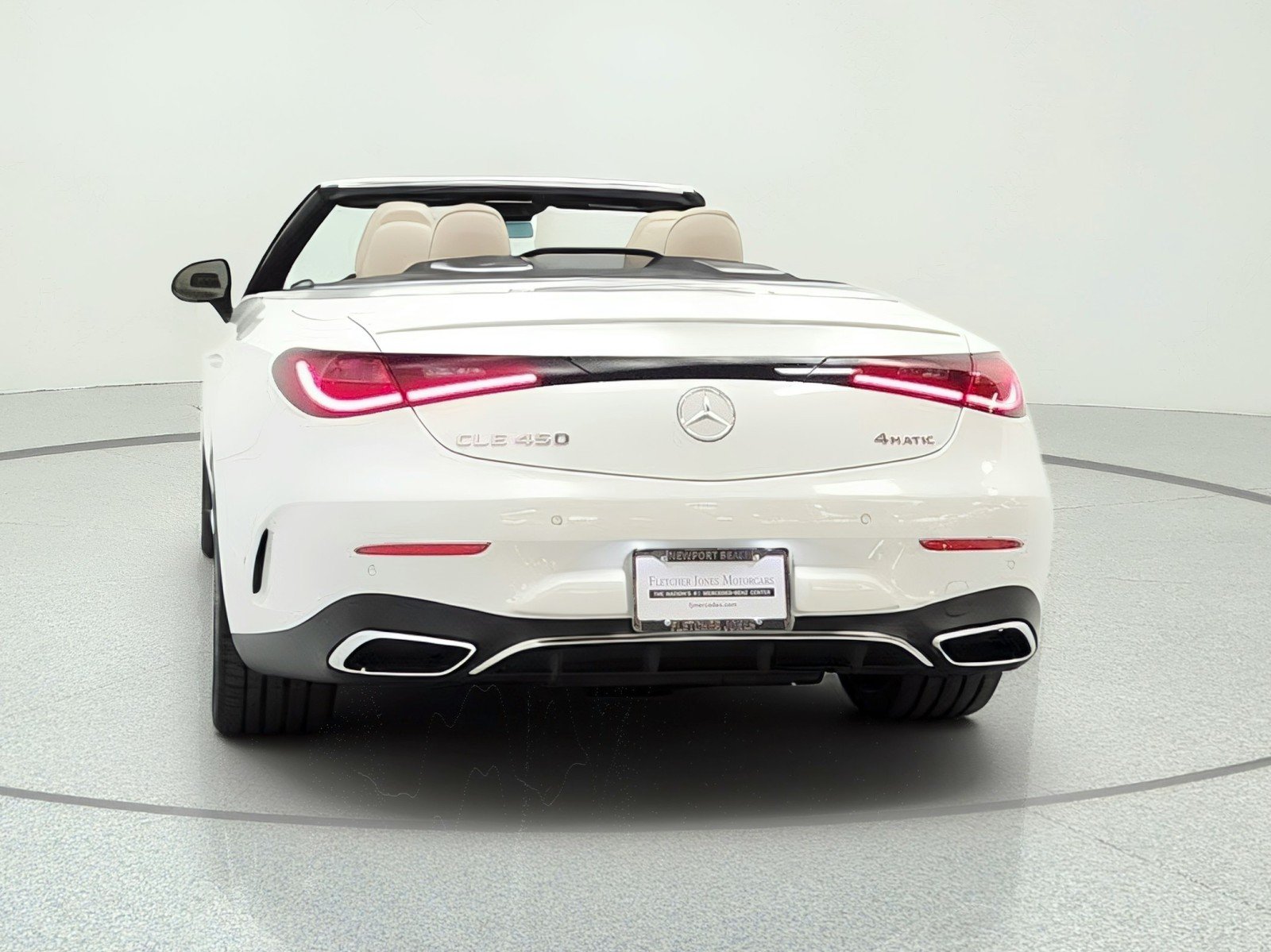 New 2026 MANUFAKTUR Moonlight White Metallic Mercedes-Benz CLE 450 4MATIC® Cabriolet image 6