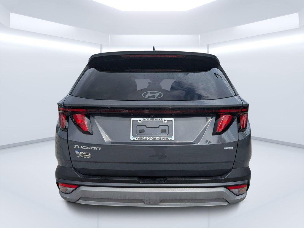 New 2025 Gray Hyundai SEL AWD image 4