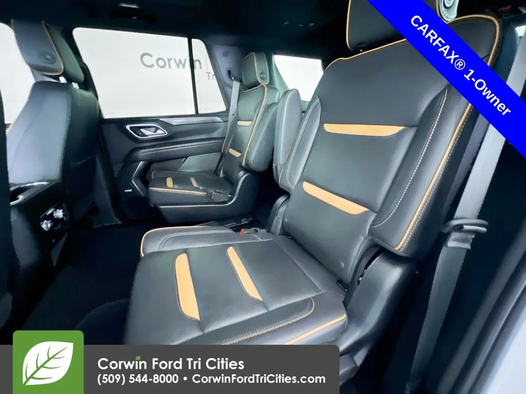 Used 2022 Summit White GMC AT4 image 31
