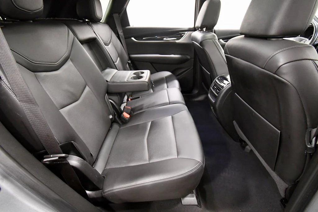 Used 2024 Silver Cadillac Premium Luxury image 18