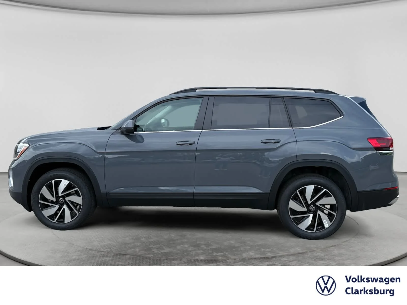 New 2026 Pure Gray Volkswagen 2.0T SE w/Technology image 8