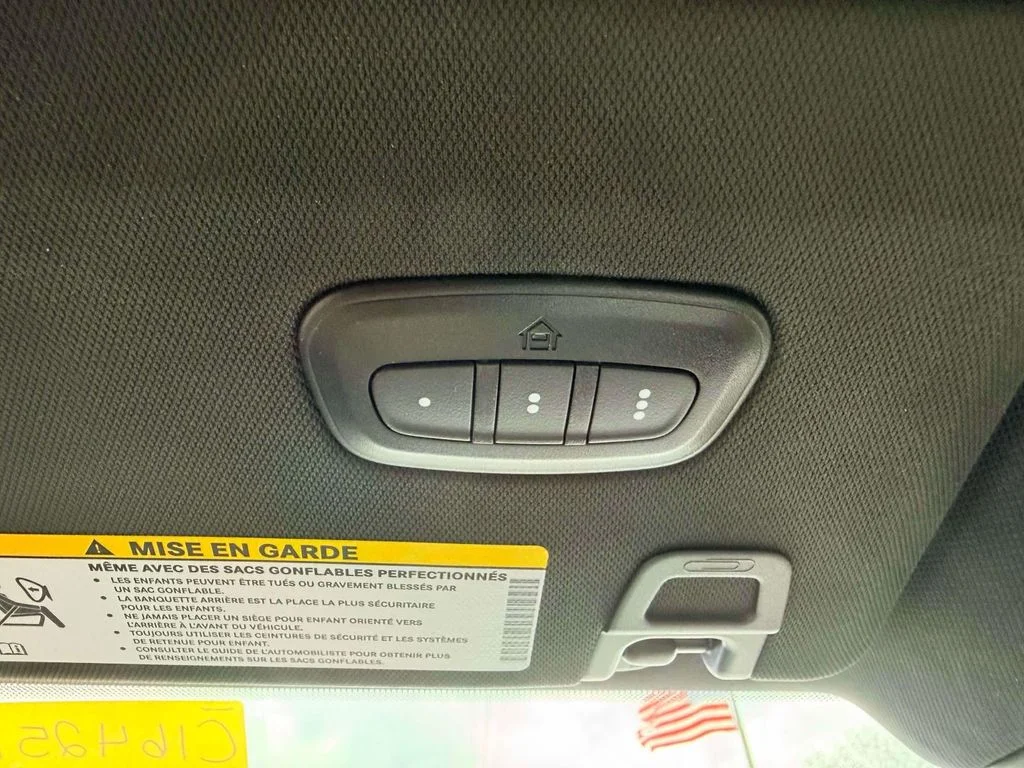 Used 2024 Silver Jeep Limited image 25